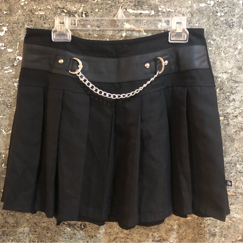 Rocking pleated Skirt!